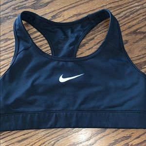 nike sports bra